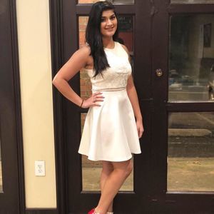 Meet your Posher, Mahak